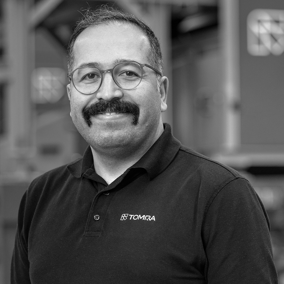 Rasoul Rezai Web B&W-1